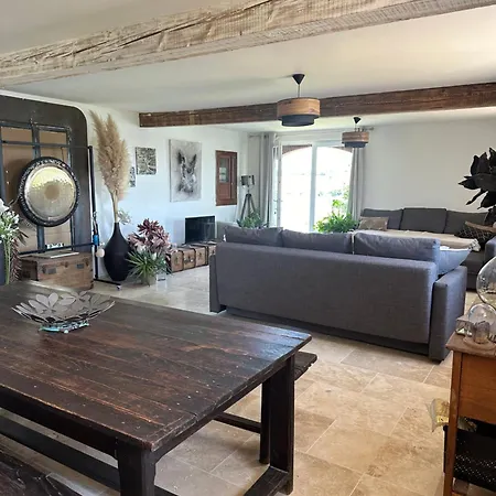 Domaine Du De Holiday home